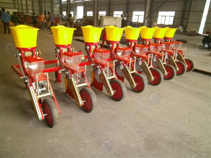 8-Row Maize Planter