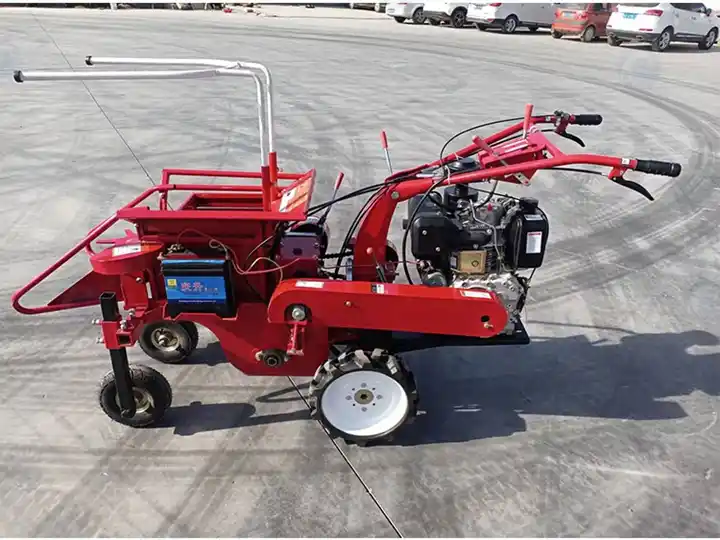 One Row Corn Picker | Maize Harvester 2 Small 1 Row Corn Harvester