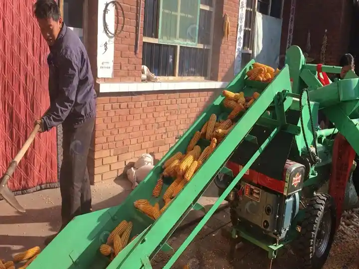 Complete Guide To Safe Use Of Corn Threshers 4 Conveyor Belt