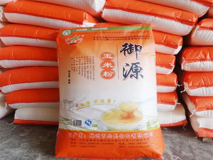 آلة تعبئة دقيق الذرة 9 دقيق الذرة المعبأ في أكياس كبيرة