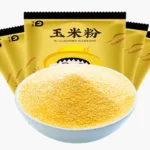 دقيق الذرة المعبأ في أكياس صغيرة