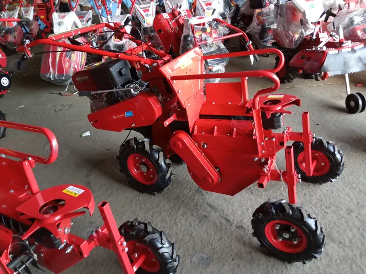 Compact Corn Harvester Factory