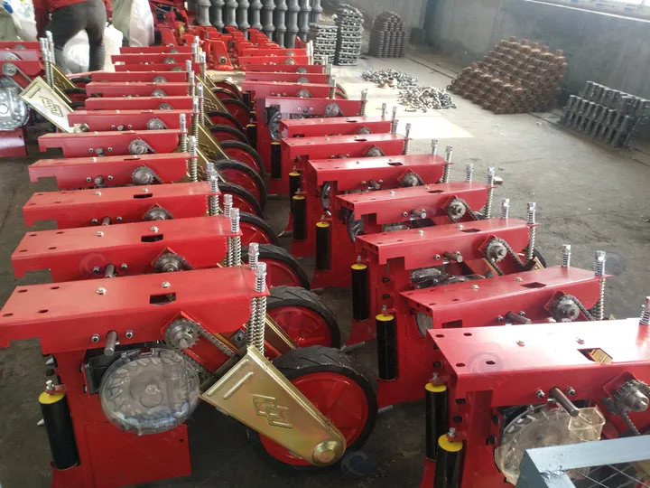 Corn Planter Factory Photos