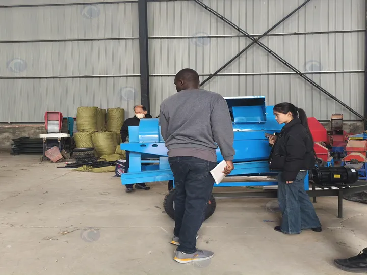 Ugandan Customer Checking Corn Thresher Structure