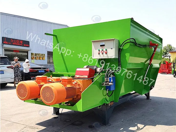 Horizontal Tmr Feed Mixer | Single-Auger &Amp; Twin-Auger Models 8 Electric Motor Drive (Direct-Drive)