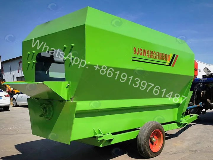 How To Choose The Right Tmr Feed Mixer: Horizontal Vs Vertical 7 Trailer Type Horizontal Tmr Feed Mixer
