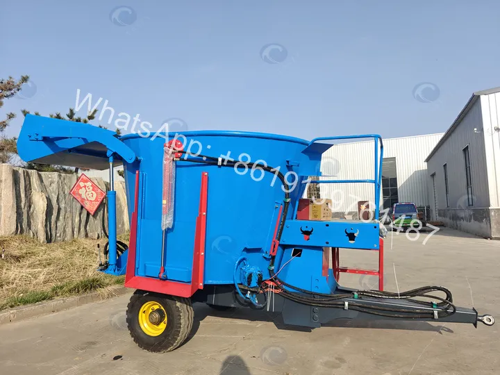 Vertical Tmr Feed Mixer And Chaff Cutter Shipped To A Kenyan Dairy Farm In March 2026 5 Pto Driven Vertical Tmr Mixer Wagon For Cow Feed Preparation